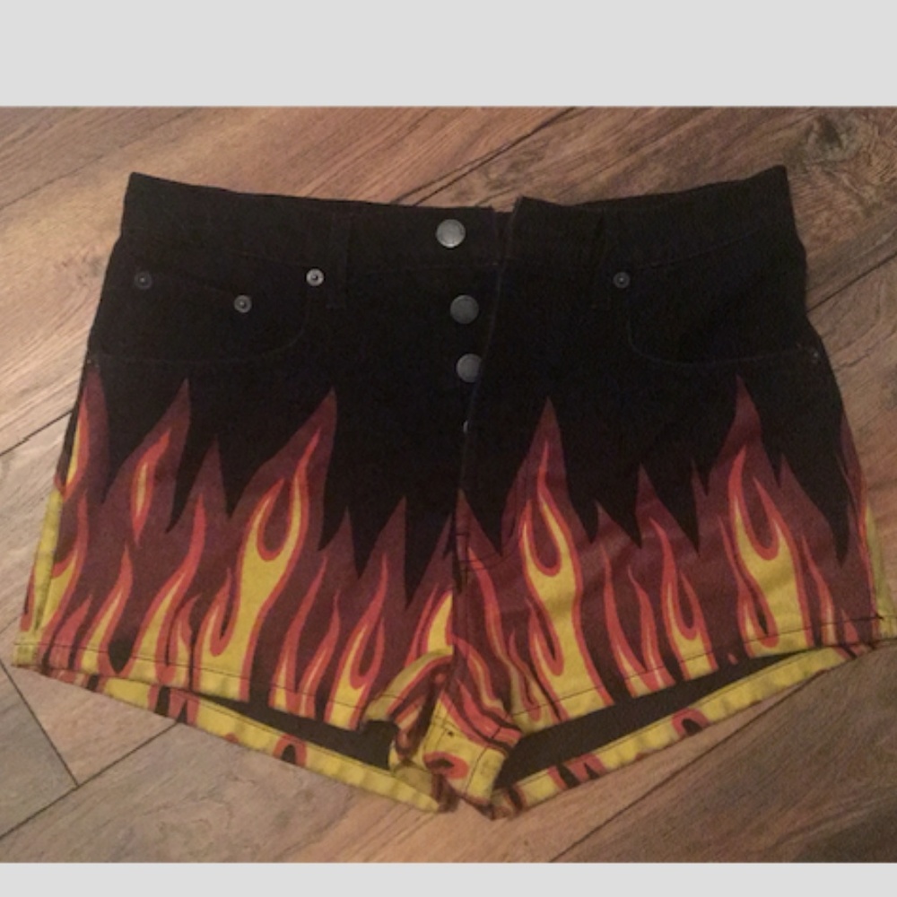 FLAME SHORTS!!